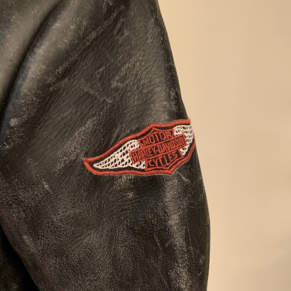 Ladies Harley-Davidson distressed leather jacket - Picture 5 of 8